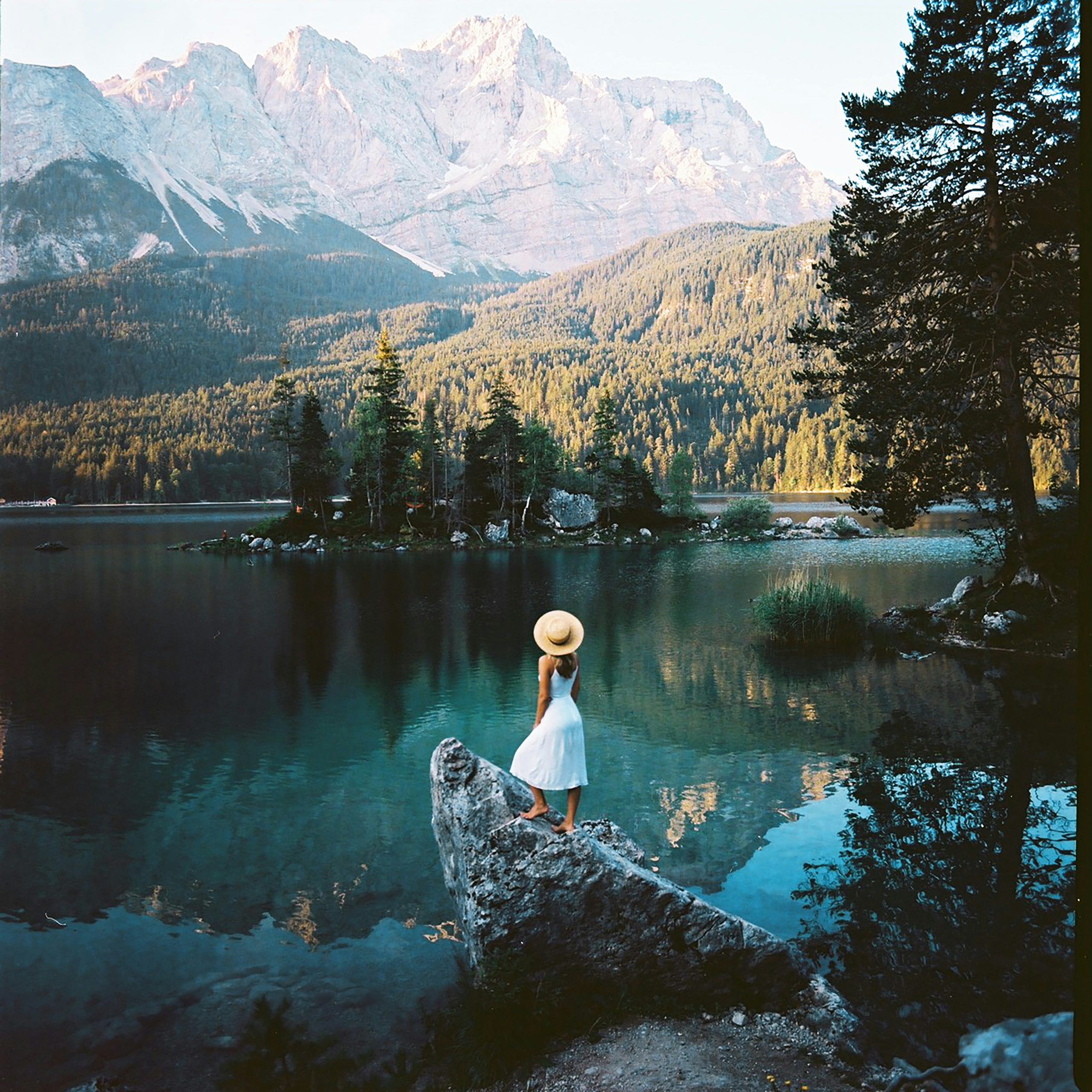 sarah-louise-kinsella-oXRmaUeM-dI-unsplash